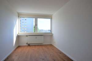 Sonnige 3,5-Zimmer-Wohnung mit Balkon und neuer EBK in Mannheim – Dornheimer Ring 8, 68309 Käfertal, Mannheim – Vorschaubild 4