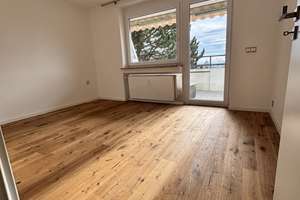 Kernsanierte 3-Zimmer-Wohnung mit Südbalkon, neuer Küche & Fitnesskeller – Haslacher Weg 29, 89075 Böfingen, Ulm – Vorschaubild 6