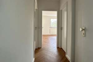 Exklusive 2- Zimmer Wohnung mit Blick ins Grüne – Die vollständige Adresse der Immobilie erhältst du vom Anbieter., 44866 Wattenscheid-Mitte, Bochum – Vorschaubild 3