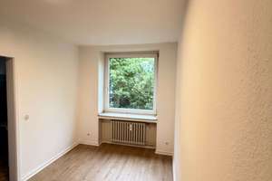 Helle 3-Zimmer-Wohnung mit Balkon und EBK | 83 m² | Düsseldorf-Unterrath | Nähe Flughafen & Messe – Kartäuser Straße 24, 40468 Unterrath, Düsseldorf – Vorschaubild 9