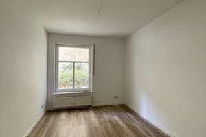Schöne 3-Raum-Wohnung mit großer Terrasse! – Clara-Viebig-Str. 10, 1159 Löbtau-Süd, Dresden – Vorschaubild 7