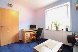 Schenken Sie Ihrer Familie ein neues Zuhause: Charmantes RMH mit Garten – Bremerhaven – Vorschaubild 11