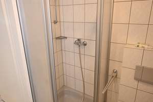 Gepflegte Etagenwohnung mit Schwimmbad und Sauna – Die vollständige Adresse der Immobilie erhältst du vom Anbieter., 66119 St. Arnual, Saarbrücken – Vorschaubild 8