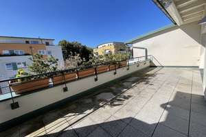 Rarität: Exklusive 3,5 Zimmer-Penthouse-Wohnung mit traumhaftem Ausblick – Alfons-Auer-Straße 8b, 93053 Galgenberg, Regensburg – Vorschaubild 5