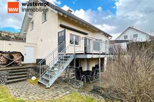 Tür auf. Herz rein. Zuhause sein. Moderne
5 helle Zimmer auf 131 m². Wunderschöne
Gartenoase. – Tuttlingen (Kreis) – Vorschaubild 30