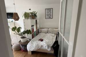 Möblierte 1-Zimmer-Wohnung mit Balkon in der Maxvorstadt – 80335 Sankt Benno, München – Vorschaubild 2