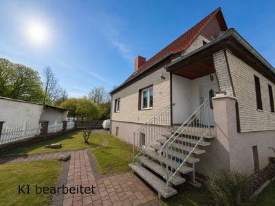 Schönes Einfamilienhaus mit Einliegerwohnung und Garagen in ruhiger Lage von Bad Langensalza