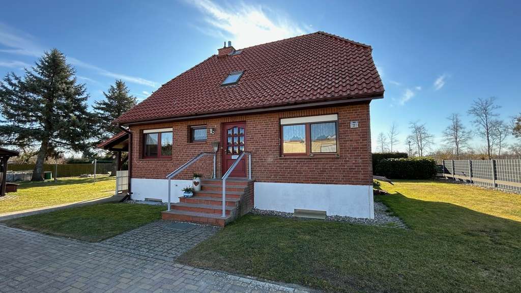 Immobilie in Ducherow - Viel Platz für die ganze Familie - Bild 0