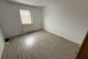 Frisch renoviertes Einfamilienhaus mit Einbauküche, Garten & 2 Garagen zu vermieten – Nordwall 24, 31167 Bockenem – Vorschaubild 17