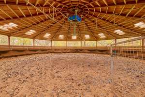 Reitanlage im Schwarzwald auf einem Erbpacht-Grundstück mit zwei Wohneinheiten! – Die vollständige Adresse der Immobilie erhältst du vom Anbieter., 75323 Bad Wildbad – Vorschaubild 5