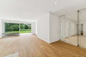 Exklusive Gartengeschosswohnung mit Terrasse nahe St. Emmeramsmühle – Die vollständige Adresse der Immobilie erhältst du vom Anbieter., 81925 Oberföhring, München – Vorschaubild 1