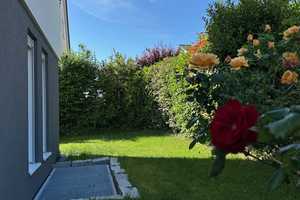 Lichtdurchflutete Doppelhaushälfte mit großzügigem Raumangebot und schönem Garten – Böblingen (Kreis) – Vorschaubild 18