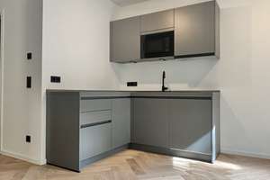 Viel Platz im 1-Zimmer-Appartment mit Terrasse (direkt vom Eigentümer/courtagefrei) – Bogenallee 8, 20144 Harvestehude, Hamburg – Vorschaubild 1