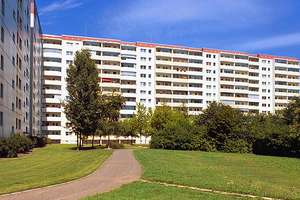 Hell geschnittene Wohnung für eine Familie  – Zingster Str. 68, 13051 Neu-Hohenschönhausen, Berlin – Vorschaubild 2