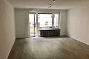 Schöne 1,5-Zimmer-Wohnung mit Balkon und Einbauküche in München – Amalienstrasse 19, 80333 München – Vorschaubild 1