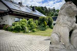 Modernes 2-3 Familienhaus mit viel Platz für Hobby & Beruf – Die vollständige Adresse der Immobilie erhältst du vom Anbieter., 85410 Haag an der Amper – Vorschaubild 2