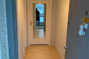 Vollständig möblierte 1-Zimmer-Wohnung mit großer Dachterrasse in München-Schwabing  – Die vollständige Adresse der Immobilie erhältst du vom Anbieter., 80803 Münchner Freiheit, München – Vorschaubild 7