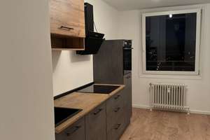 Renovierte 3-Zimmer-Wohnung mit großem Balkon im 12. Stock – Heckenrosenweg 11, 86156 Bärenkeller, Augsburg – Vorschaubild 11