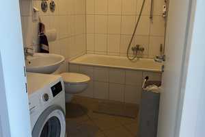 Schöne 2-Zimmer-Wohnung mit EBK in Düsseldorf – Gumbertstraße 179, 40229 Düsseldorf – Vorschaubild 11