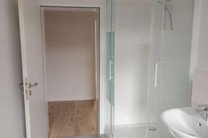 Attraktive 3-Raum-Wohnung mit Balkon und Einbauküche – Albrechtstr. 9, 99089 Andreasvorstadt, Erfurt – Vorschaubild 3