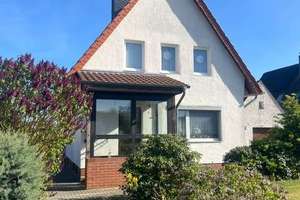 Einfamilienhaus mit Garten und Garage in Brome – Die vollständige Adresse der Immobilie erhältst du vom Anbieter., 38465 Brome – Vorschaubild 2