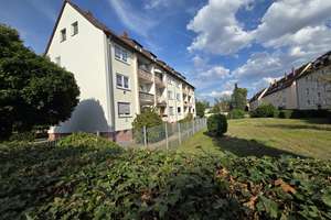 Nähe Innenstadt! Gepflegte 3 Zimmerwohnung mit Balkon und sep. Mansardenzimmer!