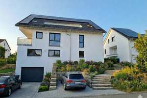 Erstbezug 2,5 oder 3,5 Zimmer: Hochwertige Neubauwohnungen mit Balkon/Terrasse, Aufzug & KfW-40-QNG – Betzingerstr. 53, 72770 Ohmenhausen, Reutlingen – Vorschaubild 2