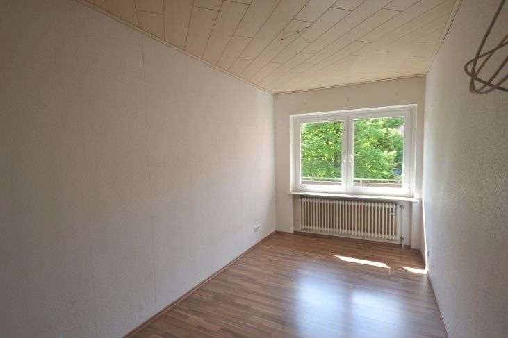 Immobilie in Burg (Dithmarschen) - Charmantes Reihenmittelhaus in sonniger Sackgassenlage von Burg, Kreis Dithmarschen - Bild 3