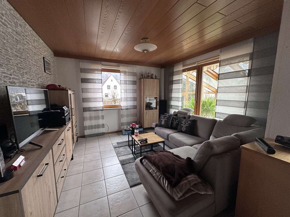 Immobilie in Miltenberg - Hell, großzügig, familienfreundlich: Einfamilienhaus mit großem Garten und zwei Garagen - Bild 5