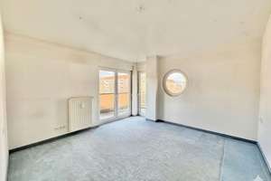 Lichtdurchflutetes 3-Zimmer-Penthouse mit Dachterrasse und TG-Stellplatz – Die vollständige Adresse der Immobilie erhältst du vom Anbieter., 1309 Striesen-West, Dresden – Vorschaubild 8