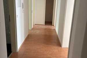 Renovierte 3- Zimmer Wohnung mit großem Balkon im gepflegten Wohnhaus in MD/Stadtfeld! – Magdeburg – Vorschaubild 12