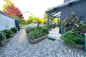 **Exklusives Mehrfamilienhaus mit Photovoltaikanlage - großer Garten und idyllischer Pool!!** – München – Vorschaubild 5