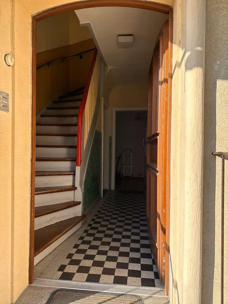 Immobilie in Nürnberg - Einfamilienhaus mit großem Garten im Nürnberg-Eberhartshof (ruhig gelegen) - Bild 2