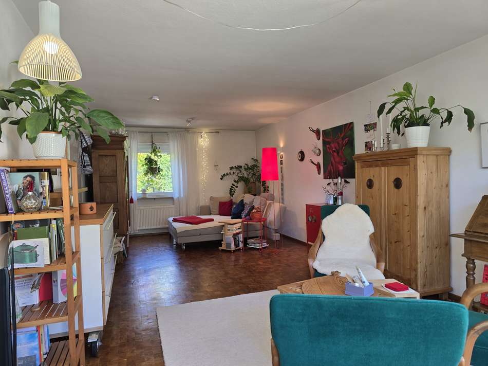 Wohnzimmer Ansicht 4...