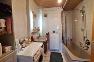 Wohnen mit Charakter: 2,5-Zimmer-Dachgeschosswohnung in Reutlingen -Ohmenhausen  – Brühlstraße 4, 72770 Ohmenhausen, Reutlingen – Vorschaubild 9