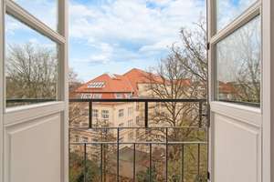 Exklusive 7- Zimmer Eigentumswohnung in Rotherbaum – Großzügiges Wohnen mit Balkon und Kamin – Die vollständige Adresse der Immobilie erhältst du vom Anbieter., 20146 Rotherbaum, Hamburg – Vorschaubild 16