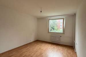 Großzügige 2-Zimmer-Wohnung mit Loggia in Mettenhof zu mieten  – 24109 Mettenhof, Kiel – Vorschaubild 2