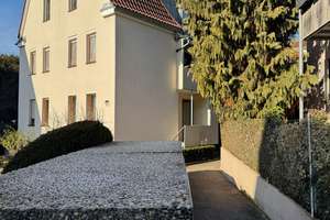 Charmante 3-Zimmer-Dachgeschosswohnung in Stuttgart-Bad Cannstatt – Die vollständige Adresse der Immobilie erhältst du vom Anbieter., 70374 Schmidener Vorstadt, Stuttgart – Vorschaubild 2