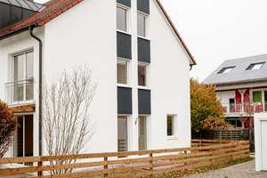 großzügige DHH in Friedberg - Rinnental  zu vermieten. Anzeige bitte ganz lesen!!!!!!! – Die vollständige Adresse der Immobilie erhältst du vom Anbieter., 86316 Friedberg – Vorschaubild 1