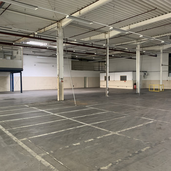 1.373 m² Hallenfläche mit Meisterbüro | sofort verfügbar | RUHR REAL