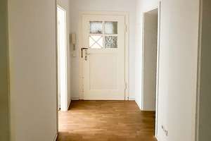 Kleine 3-Raum-Wohnung mit Loggia/Tageslichtbad mit Dusche  – 4179 Neulindenau, Leipzig – Vorschaubild 4