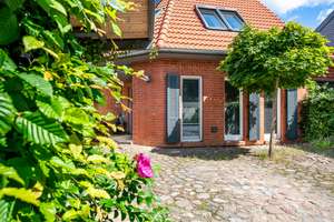 Familienglück: Traumhaftes Einfamilienhaus mit herrlichem Garten und erstklassiger Ausstattung – Die vollständige Adresse der Immobilie erhältst du vom Anbieter., 23560 Sankt Jürgen, Lübeck – Vorschaubild 6