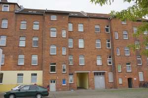 JUNGE PÄRCHEN AUFGEPASST - (KLEINE) 3 Zimmer-Wohnung sucht neue Mieter – Hohenwindenstraße 8, 99086 Ilversgehofen, Erfurt – Vorschaubild 2