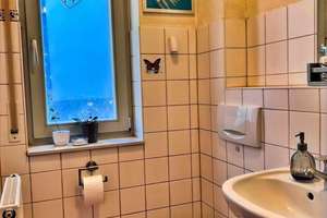 Urbane Oase in Karlsruhe: Stilvolles Reihenmittelhaus mit Garten & Dachterrasse – Die vollständige Adresse der Immobilie erhältst du vom Anbieter., 76135 Weststadt, Karlsruhe – Vorschaubild 8