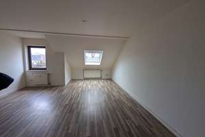 Ihr neues Zuhause: Großzügige 2-Zimmer-Wohnung in der Limitenstraße mit Balkon