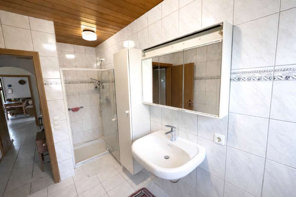 Immobilie in Kirchardt - Tolles Einfamilienhaus mit Einliegerwohnung und 1.000m² Grundstück in Kirchardt - Bild 14