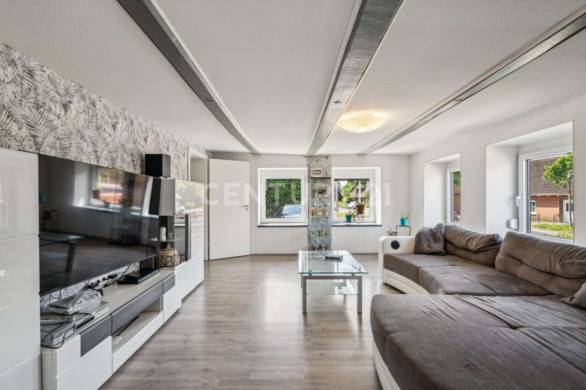 Immobilie in Hemmoor - Charmantes Reetdachhaus in Hemmoor - Bild 3