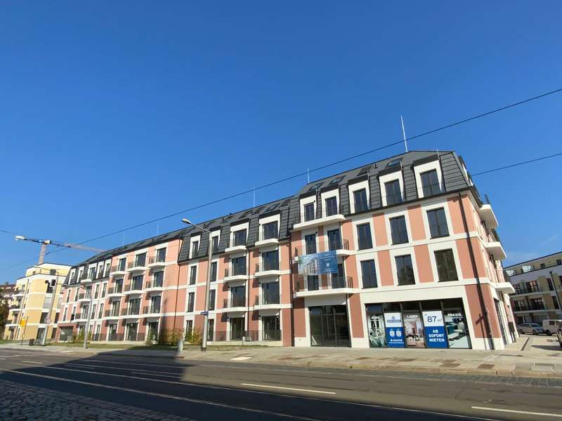 Straßenansicht.jpg