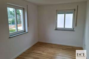 Sonnenbalkon, Fußbodenheizung und gelungene Raumaufteilung | 3 Zimmer, Top-S-Bahn-Anbindung – Die vollständige Adresse der Immobilie erhältst du vom Anbieter., 81929 Daglfing, München – Vorschaubild 11