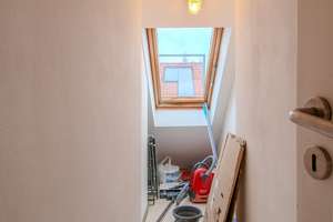 Schöne, möblierte 1-Zimmer-DG-Wohnung mit Balkon, Ortzentrum Poppelsdorf – Die vollständige Adresse der Immobilie erhältst du vom Anbieter., 53115 Poppelsdorf, Bonn – Vorschaubild 12